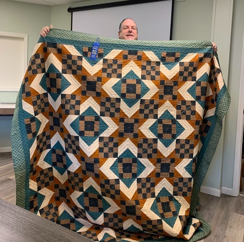 2022 Raffle Quilt Winner